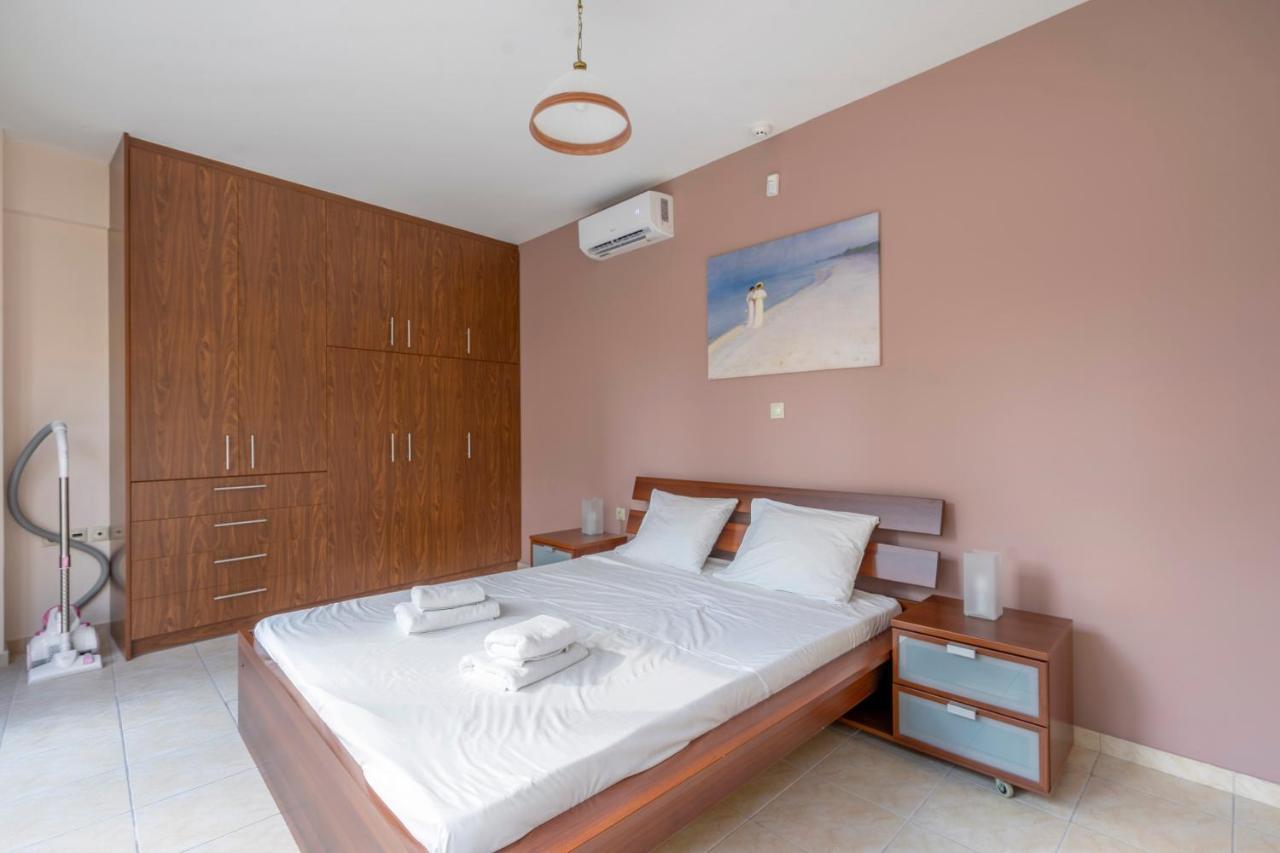 2 Bedroom Renovated Apartment With A View Athens Ngoại thất bức ảnh