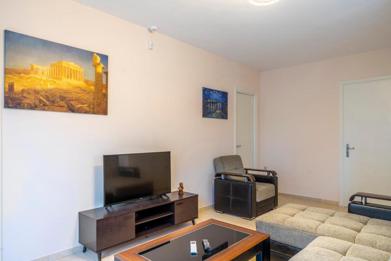 2 Bedroom Renovated Apartment With A View Athens Ngoại thất bức ảnh